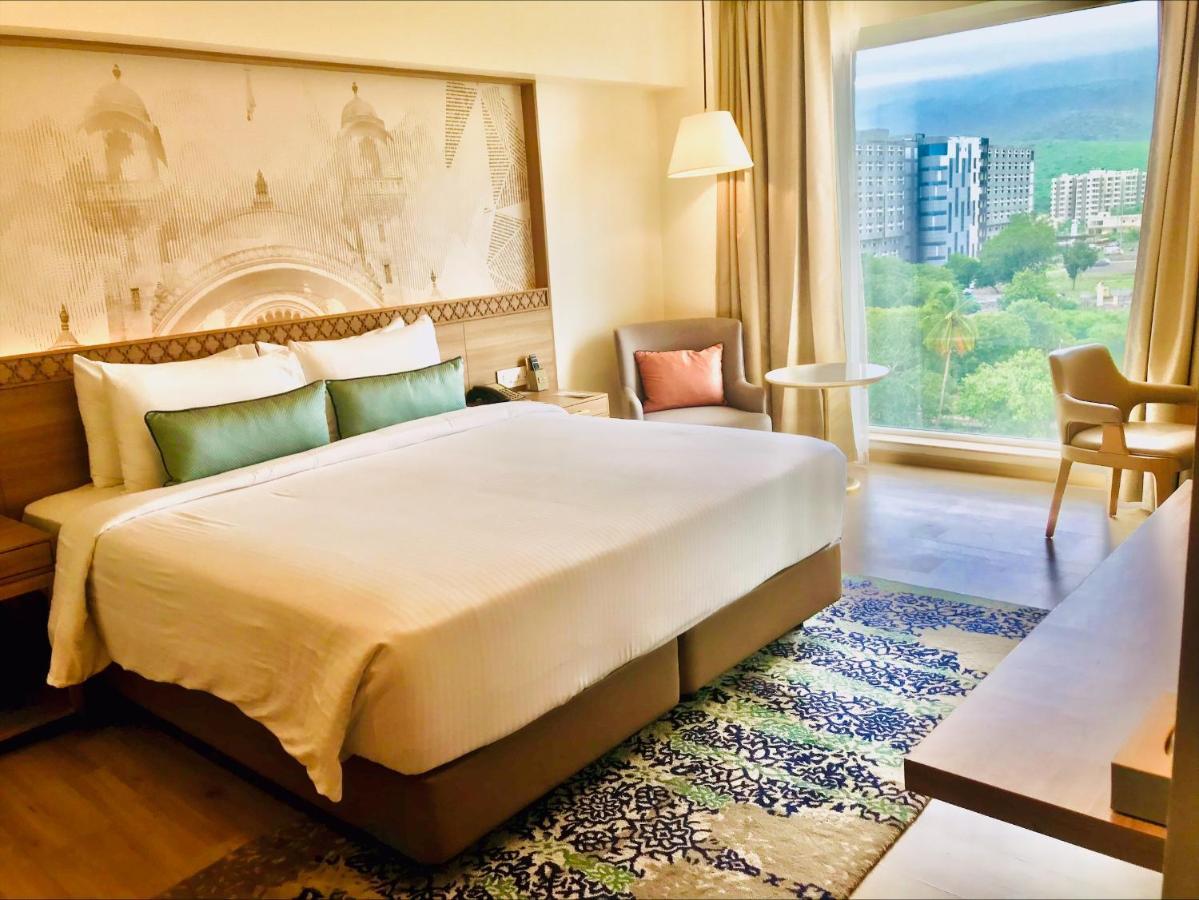 Bellevue Sarovar Premiere Джунагадх Екстер'єр фото